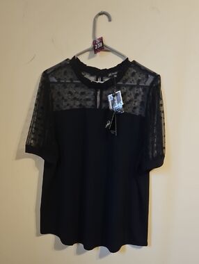 Adrianna Papell Navy Floral Mesh Short Sleeve Blouse. NWT
